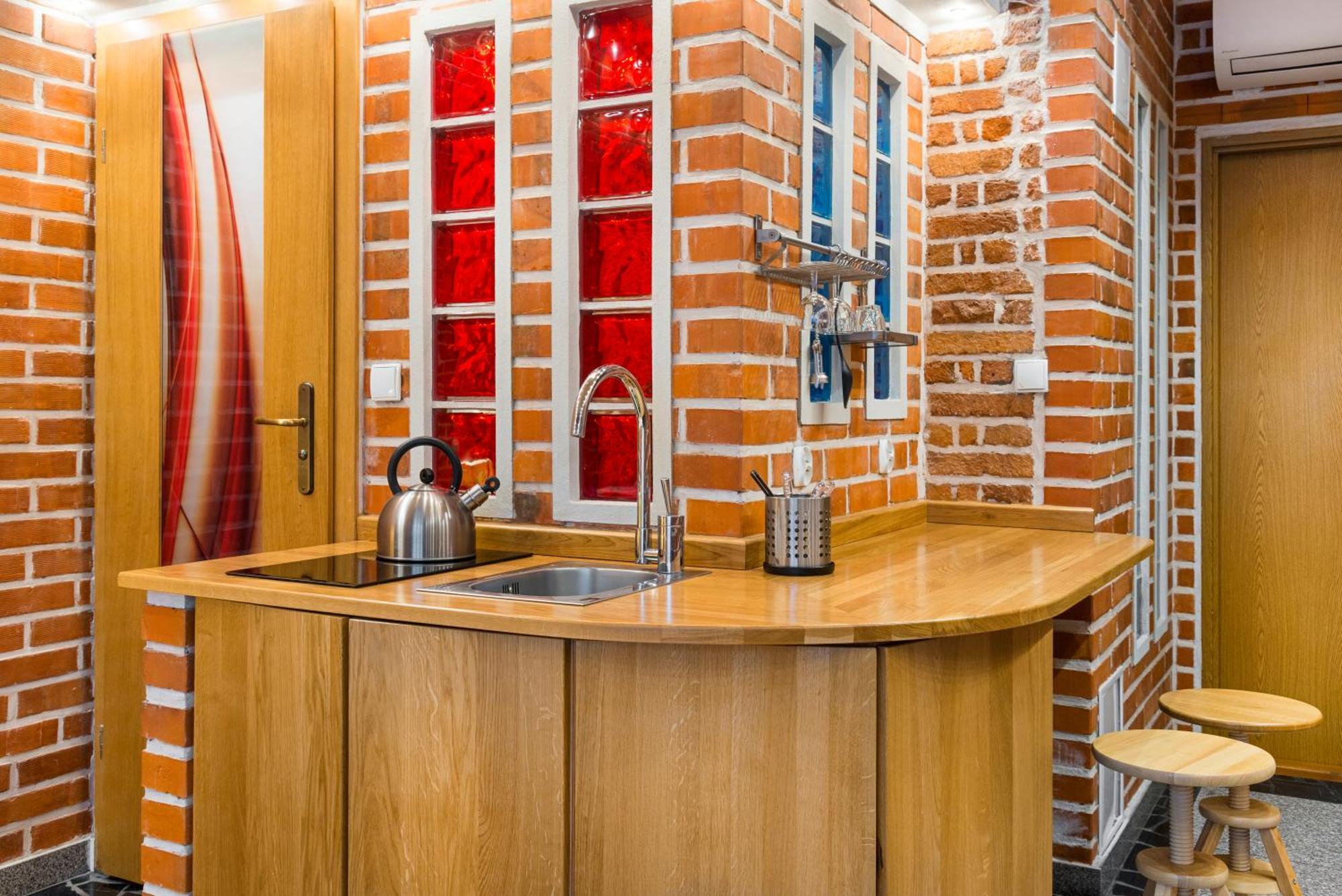 Aparthotel Krowoderska 3*